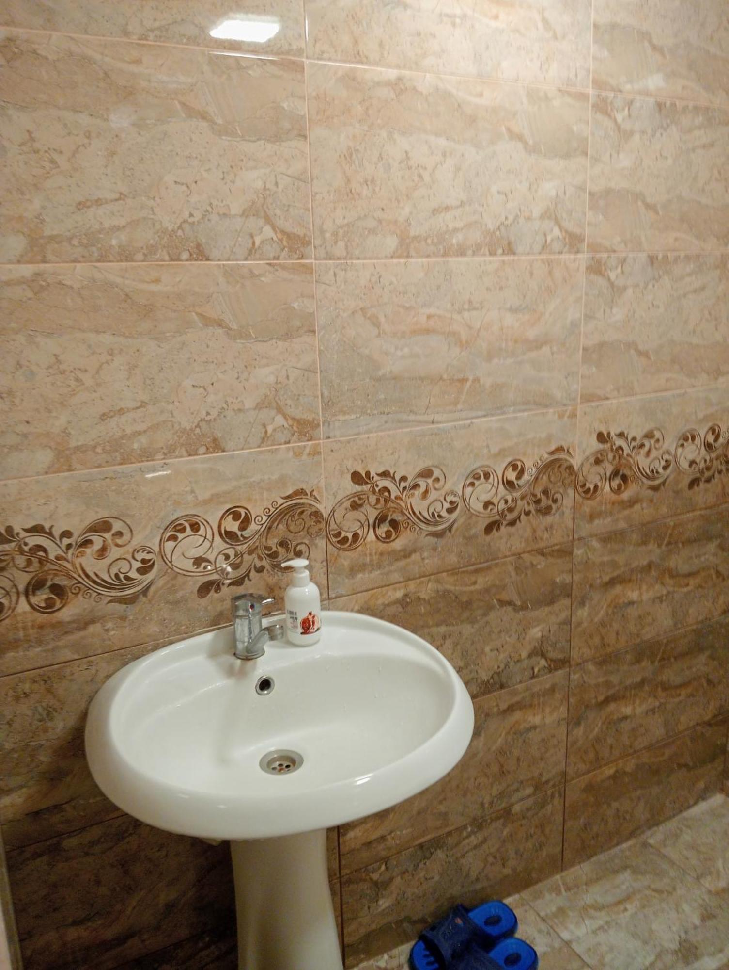Apartment On The Delara Aliyeva Street Baku Extérieur photo