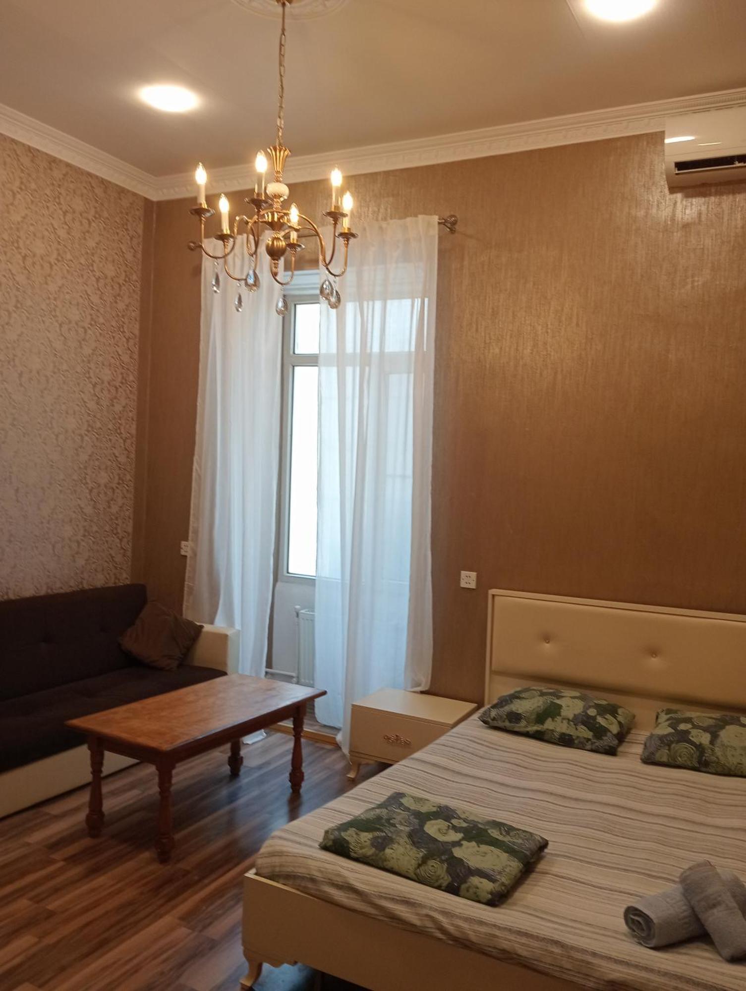 Apartment On The Delara Aliyeva Street Baku Extérieur photo