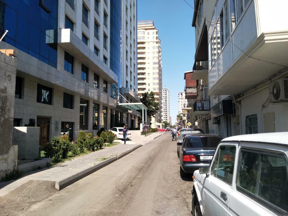 Apartment On The Delara Aliyeva Street Baku Extérieur photo