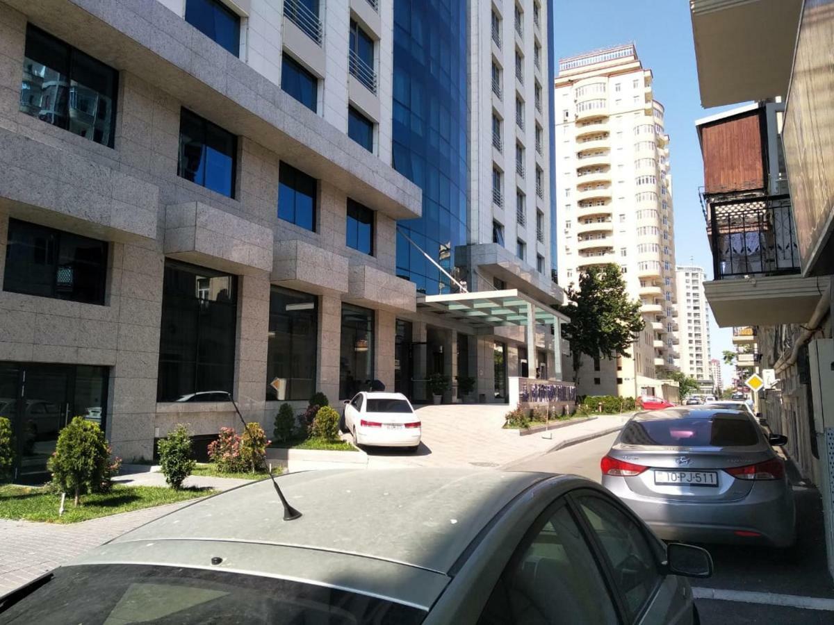 Apartment On The Delara Aliyeva Street Baku Extérieur photo
